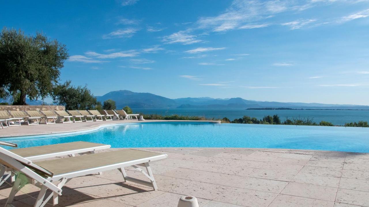 Castello Belvedere Apartments Desenzano del Garda Ngoại thất bức ảnh