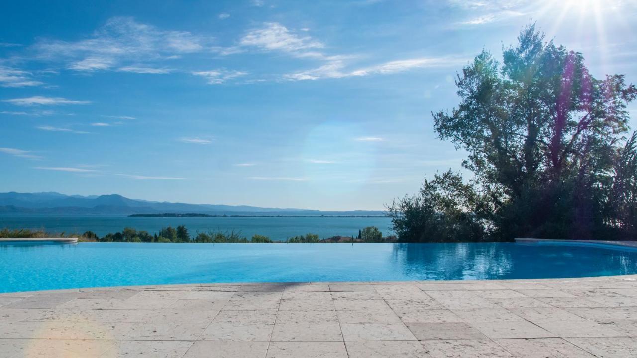 Castello Belvedere Apartments Desenzano del Garda Ngoại thất bức ảnh