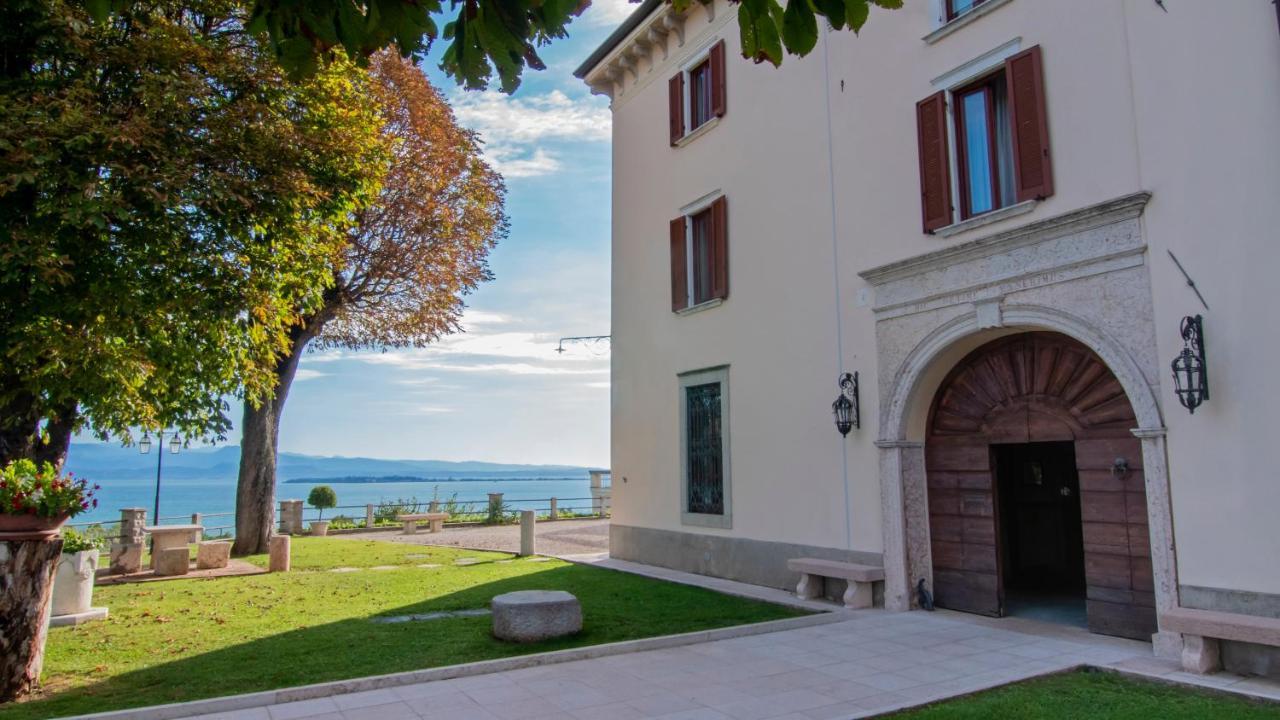 Castello Belvedere Apartments Desenzano del Garda Ngoại thất bức ảnh