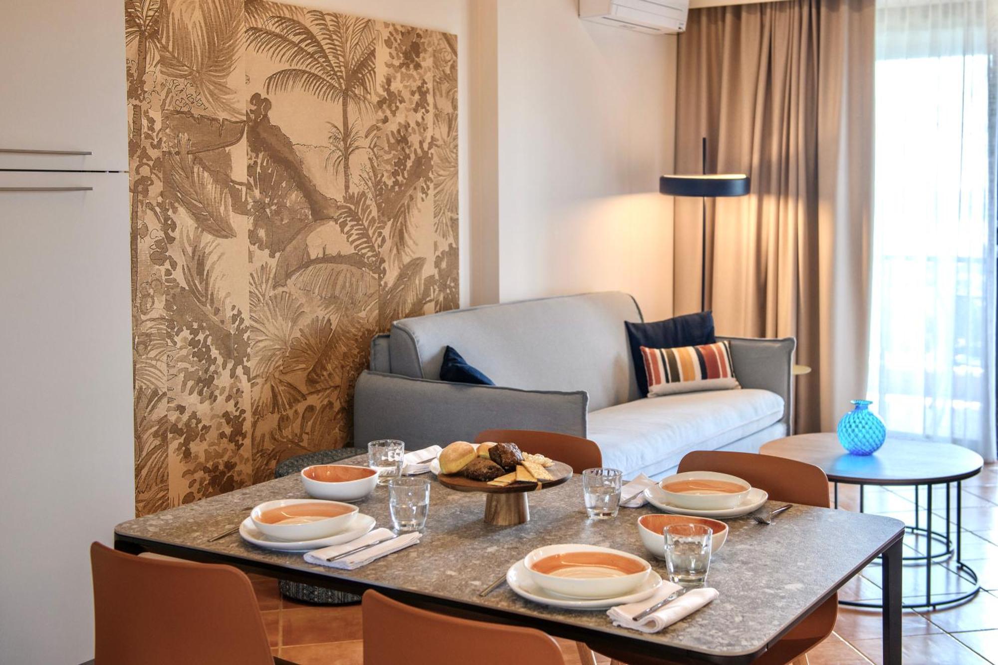 Castello Belvedere Apartments Desenzano del Garda Ngoại thất bức ảnh